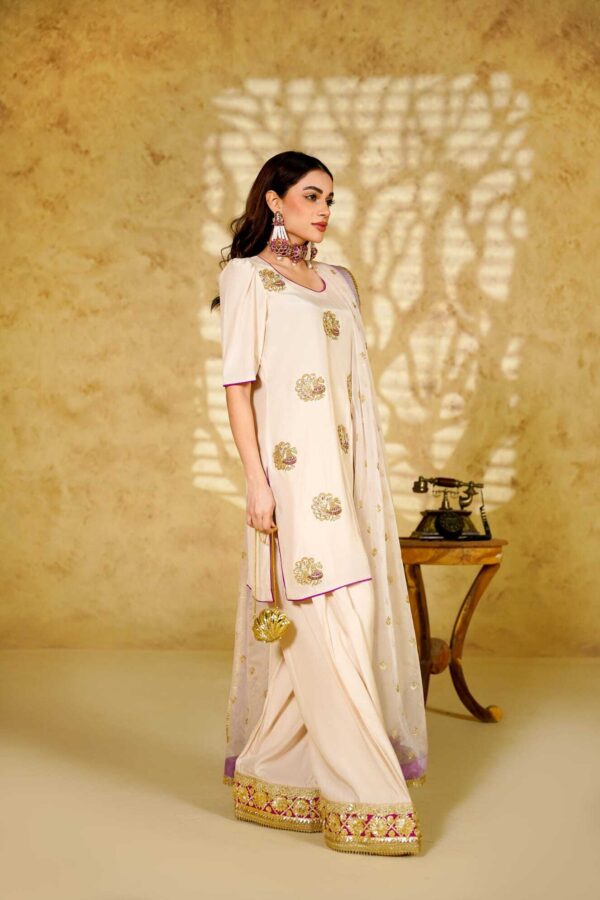 WhatsApp Image 2025-12-08 at 1.41.03 PM Peacock Heirloom